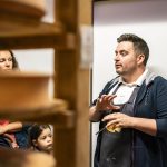 © Visite de la cave d'affinage - L.Meyer - Châtel