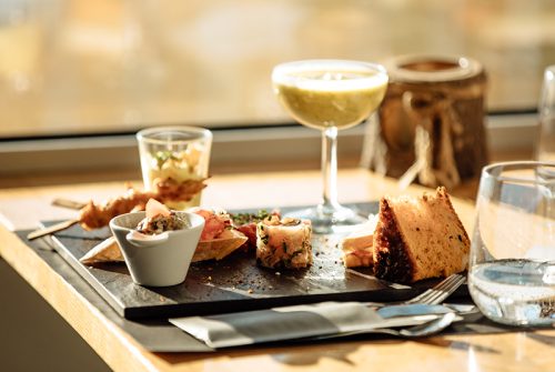 Vins et tapas au Sommet