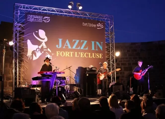 Le festival annuel Jazz'in Fort l'Ecluse dans l'enceinte du Fort l'Ecluse à Léaz.