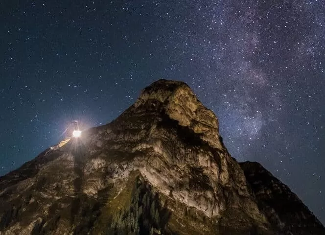 Chaque été, le Moléson-sur-Gruyères accueille la nuit des étoiles filantes pour les amateurs et férus d'astronomie.
